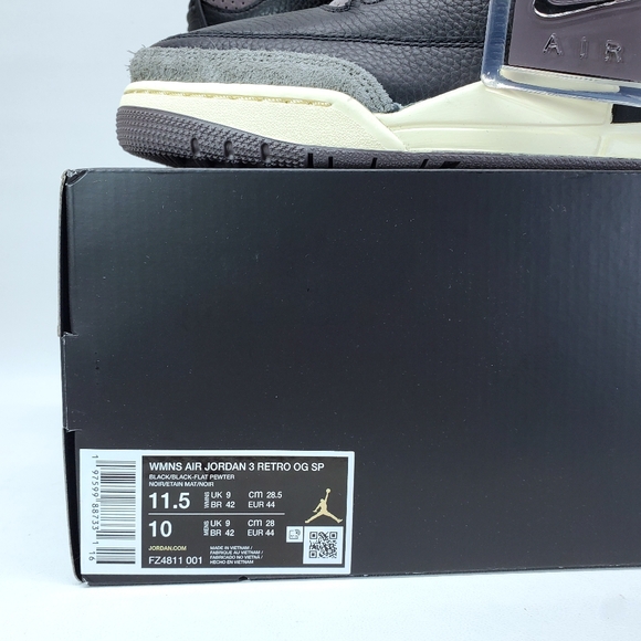 Air Jordan Retro 3 - Picture 11 of 13